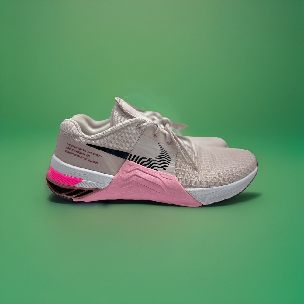 Nike Running Shoes Womens SZ 9 Metcon 8 React Hyperlift DO9327-600 Pink Sneakers